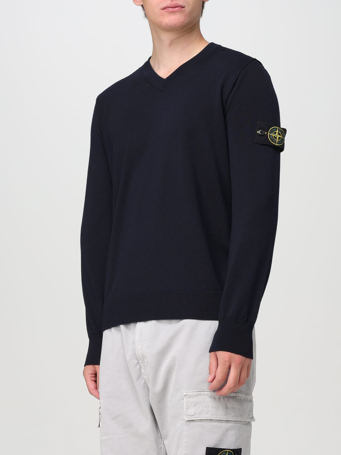 Giglio Maglia A V Stone Island In Lana Vergine