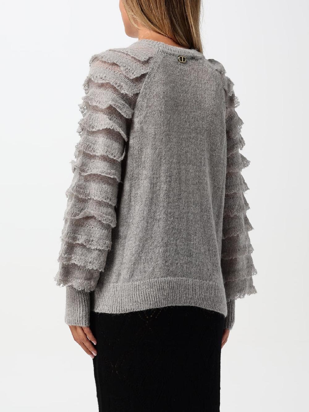 Giglio Maglia In Misto Lana Con Balze Twinset