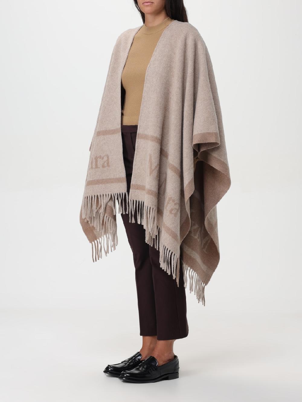 Giglio Mantella Di Lana Con Maxi Logo Max Mara