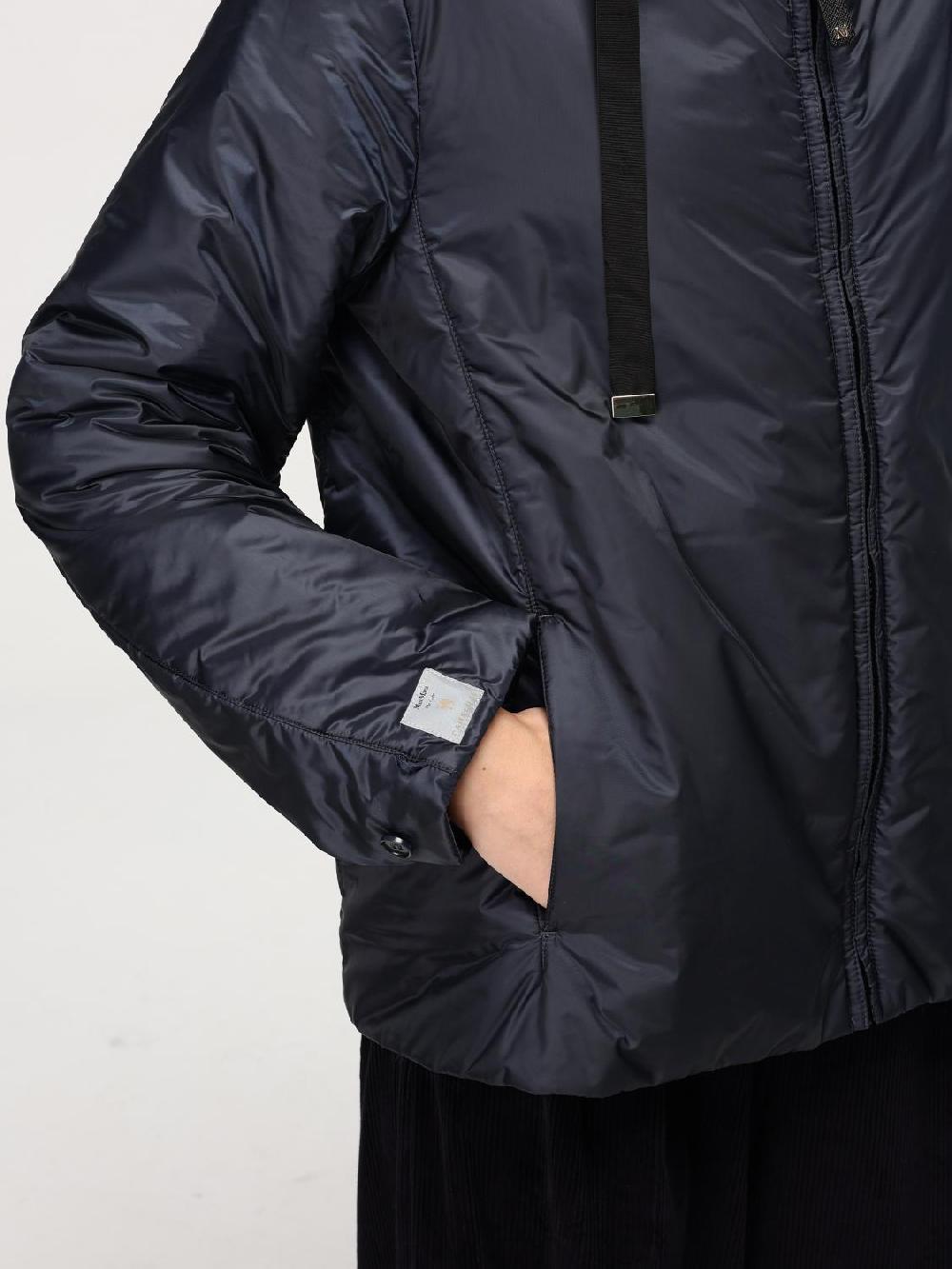 Giglio Piumino Con Cappuccio Max Mara