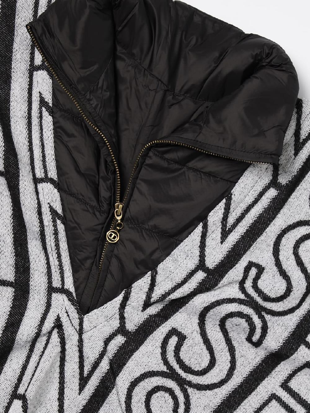 Giglio Poncho Twinset In Viscosa Con Logo Jacquard