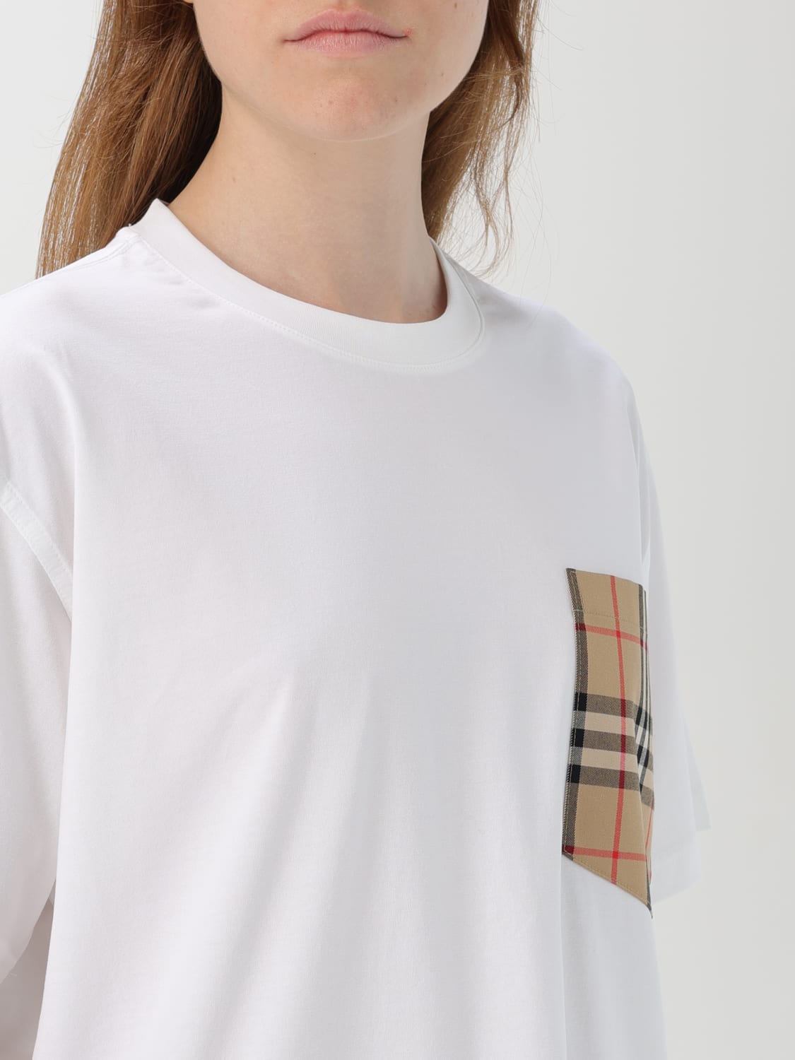 Giglio T-shirt Burberry Con Toppa Check