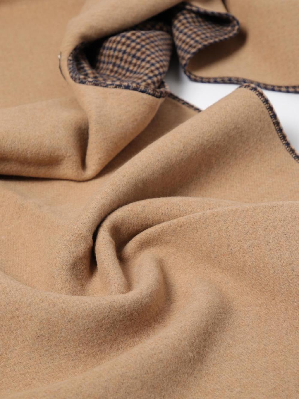 Giglio Mantella Woolrich In Lana Con Moitvo A Quadretti Jacquard