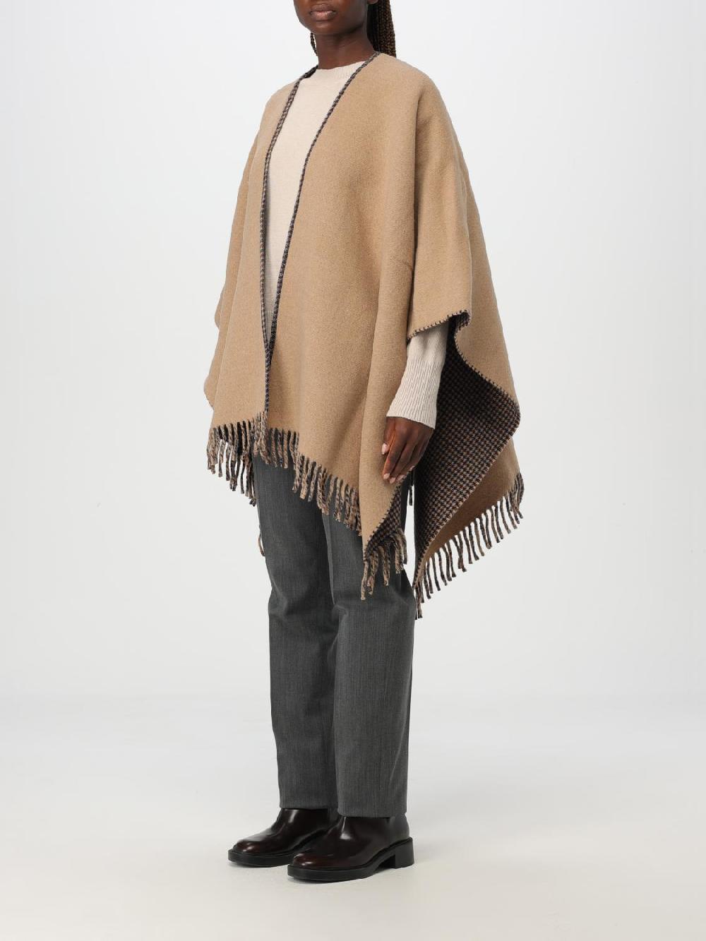 Giglio Mantella Woolrich In Lana Con Moitvo A Quadretti Jacquard