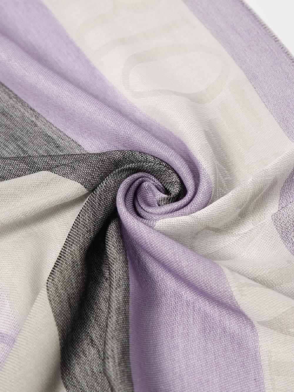 Giglio Sciarpa Emporio Armani In Viscosa Con Logo Jacquard