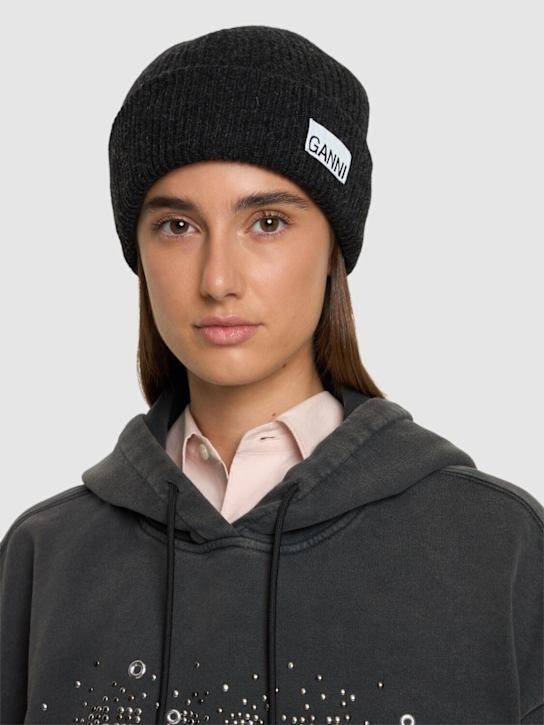 Luisaviaroma Berretto In Maglia Di Misto Lana A Costine