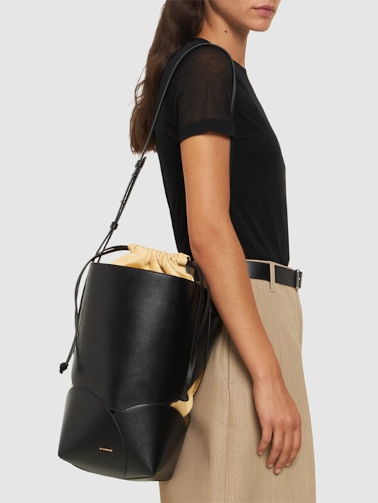 Luisaviaroma Borsa A Secchiello Media Ellipse In Pelle