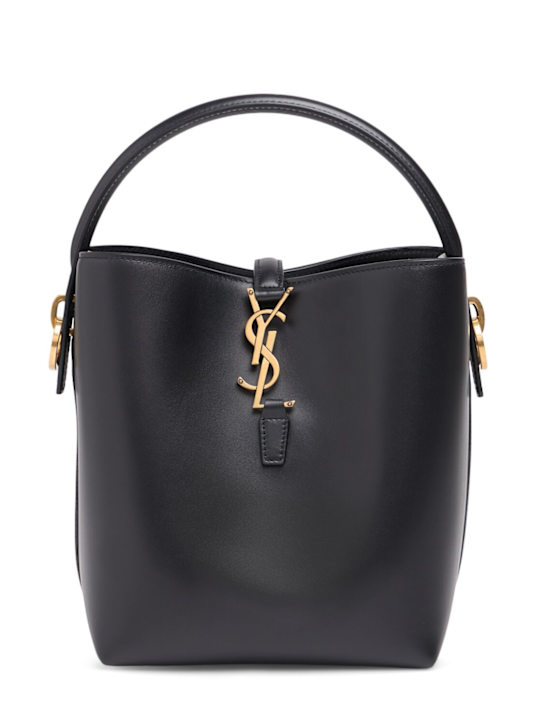 Luisaviaroma Borsa piccola a secchiello Le 37 in pelle lucida