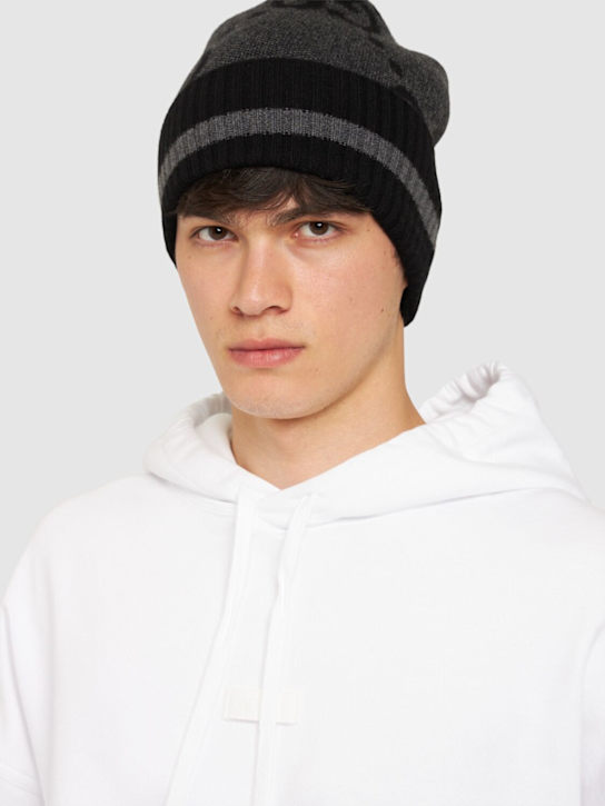 Luisaviaroma Cappello Beanie Canvy In Maglia Di Cashmere