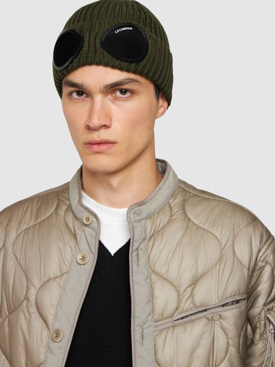Luisaviaroma Cappello Beanie In Lana Extra Fine Con Lenti