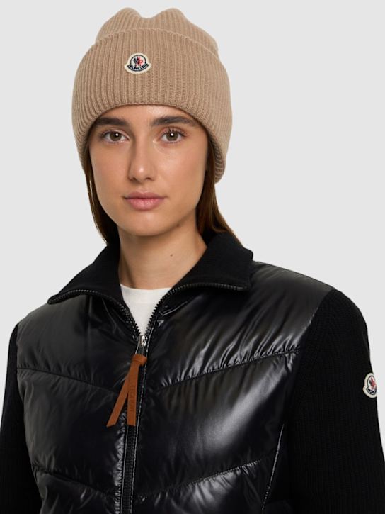 Luisaviaroma Cappello Beanie In Lana Vergine Tricot