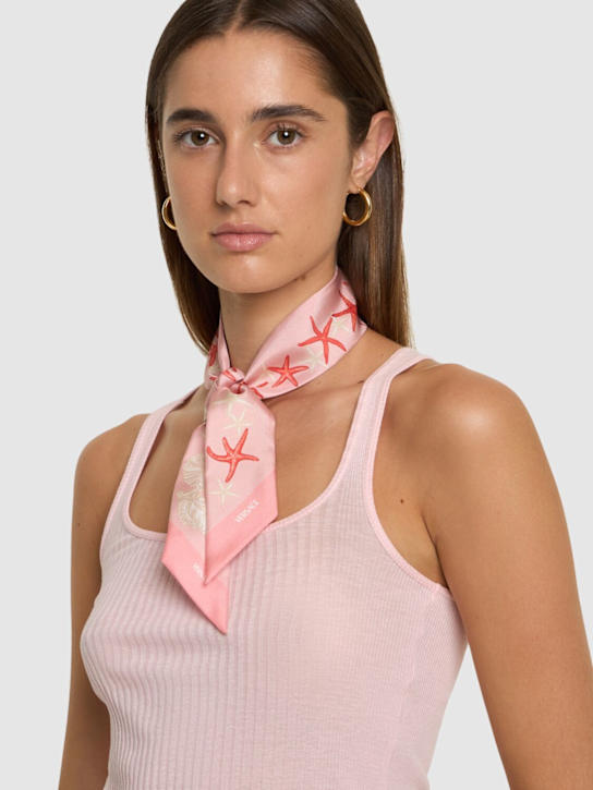 Luisaviaroma Foulard La Vacanza In Twill Di Seta Stampata