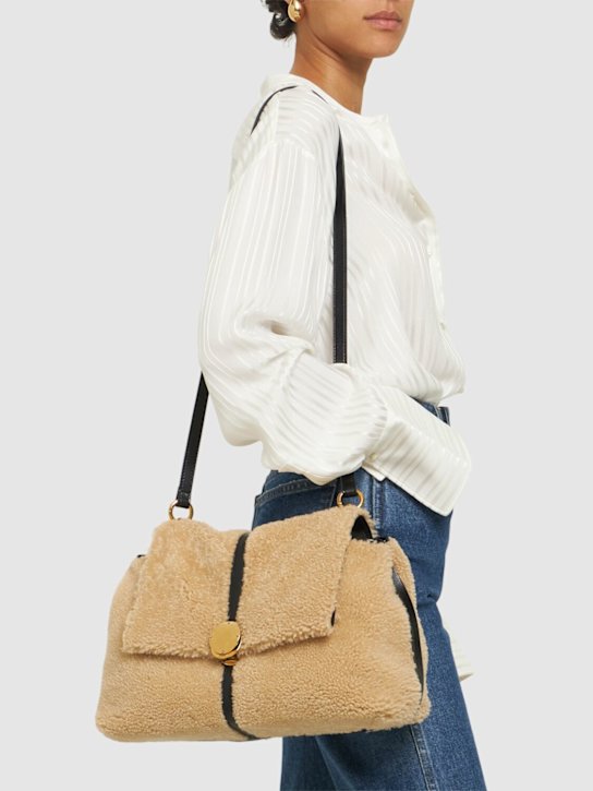 Luisaviaroma Borsa A Spalla Penelope In Shearling