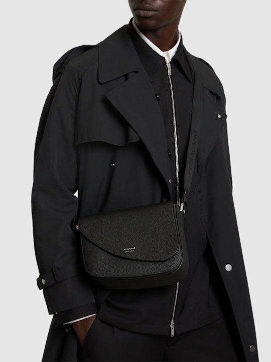 Luisaviaroma Borsa Fiamma In Pelle