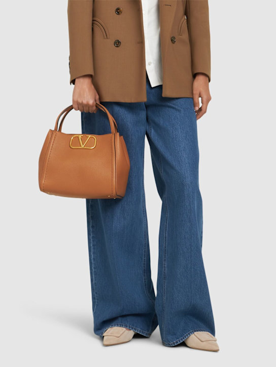 Luisaviaroma Borsa Media In Pelle Martellata