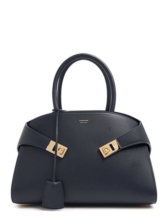 Luisaviaroma Borsa shopping piccola Hug in pelle