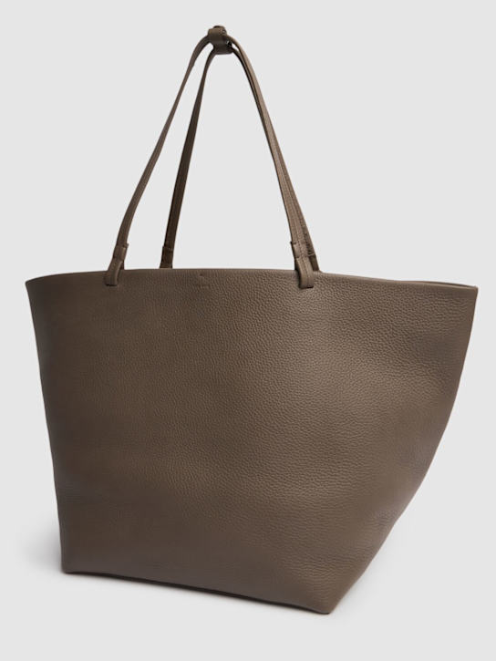 Luisaviaroma Borsa Shopping XL Park