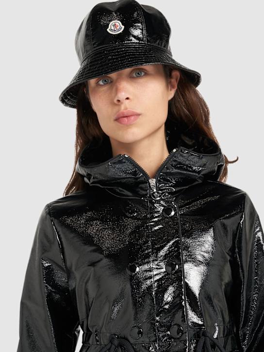 Luisaviaroma Cappello Bucket In Vinile Lucido