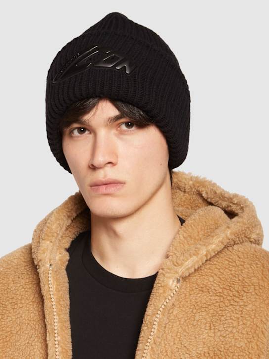 Luisaviaroma Cappello Icon In Lana
