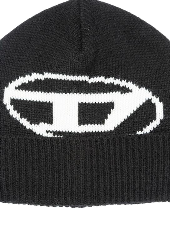 Luisaviaroma Cappello In Maglia Di Poly Con Logo