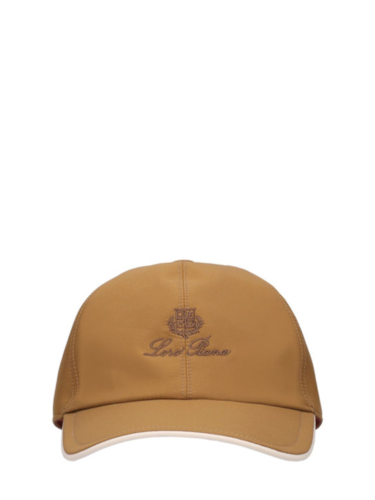 Luisaviaroma Cappello Wind Storm System B con logo