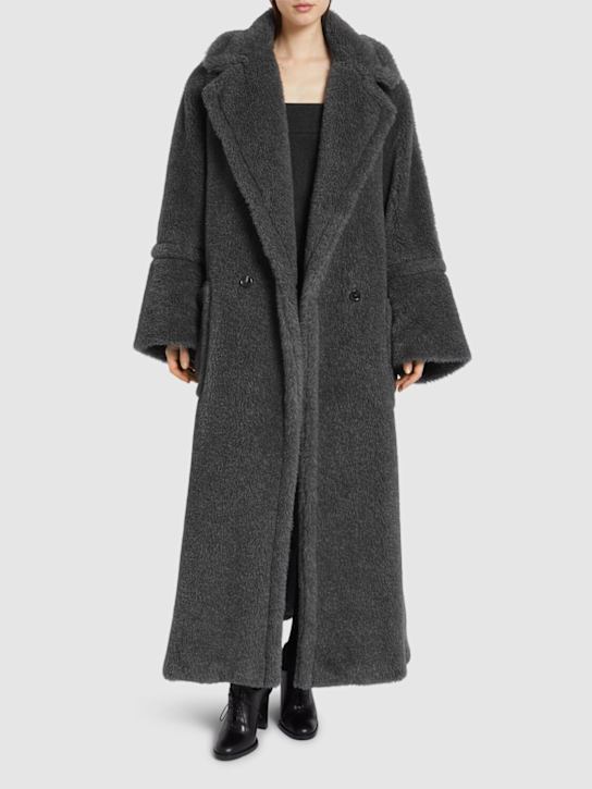 Luisaviaroma Cappotto Lungo Kadiak In Teddy