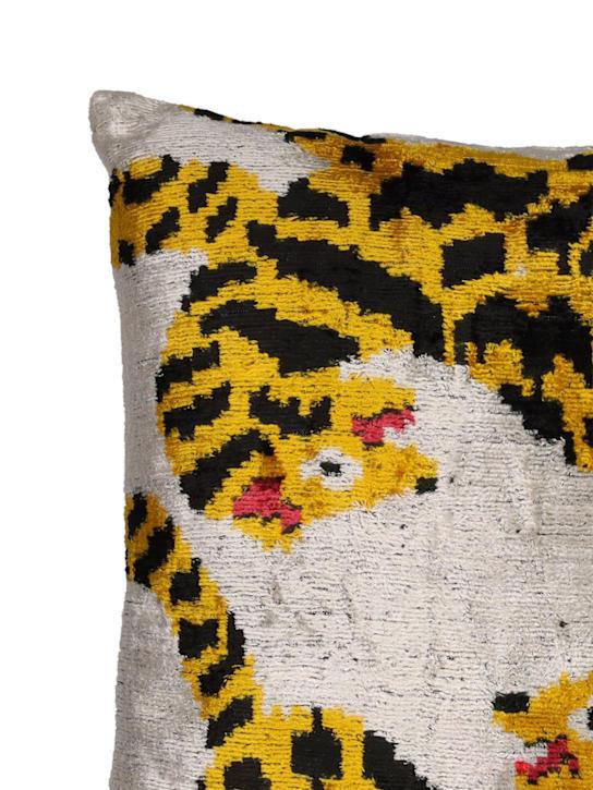 Luisaviaroma Cuscino In Velluto Di Cotone E Seta