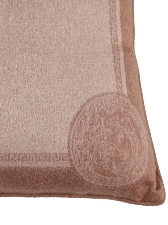 Luisaviaroma Cuscino Medusa