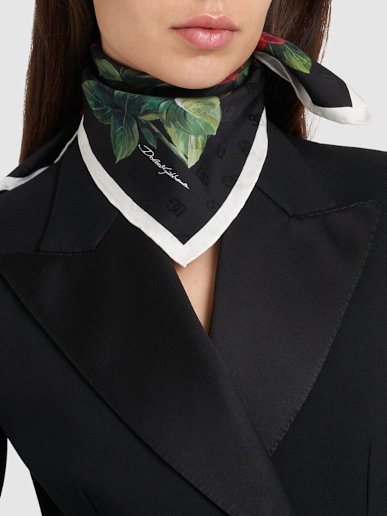 Luisaviaroma Foulard In Seta Jacquard Con Stampa