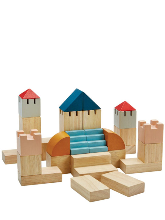 Luisaviaroma Orchard Creative Blocks