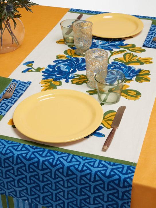 Luisaviaroma Runner Tavola Vienna
