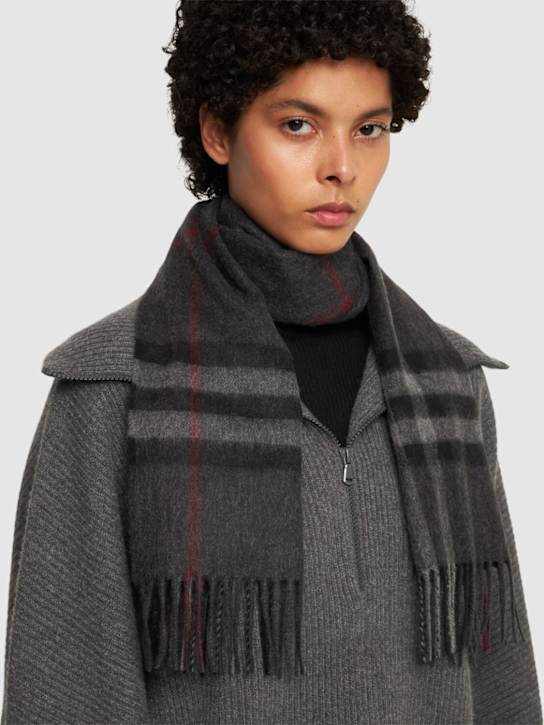 Luisaviaroma Sciarpa In Cashmere Giant Check