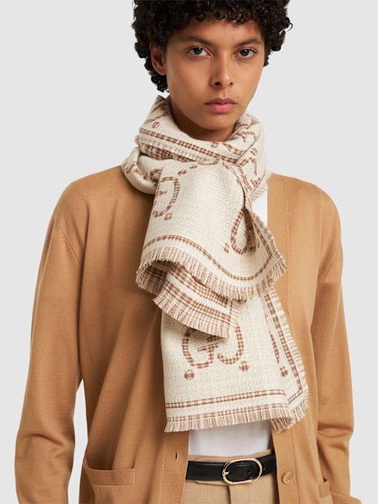 Luisaviaroma Sciarpa In Lana GG Jacquard