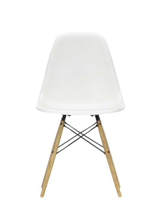 Luisaviaroma Sedia Eames in plastica