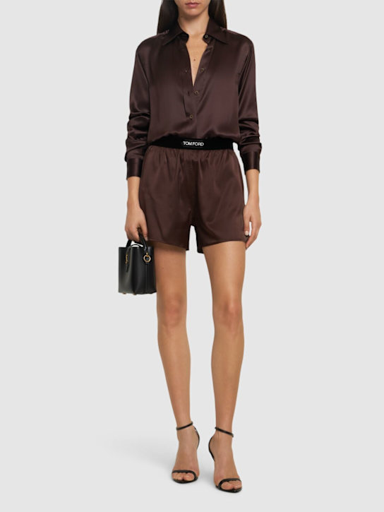Luisaviaroma Shorts In Raso Di Seta Con Logo