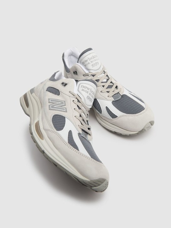 Luisaviaroma Sneakers 991 V2 Made In UK