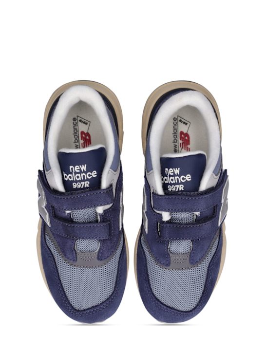 Luisaviaroma Sneakers 997 In Pelle