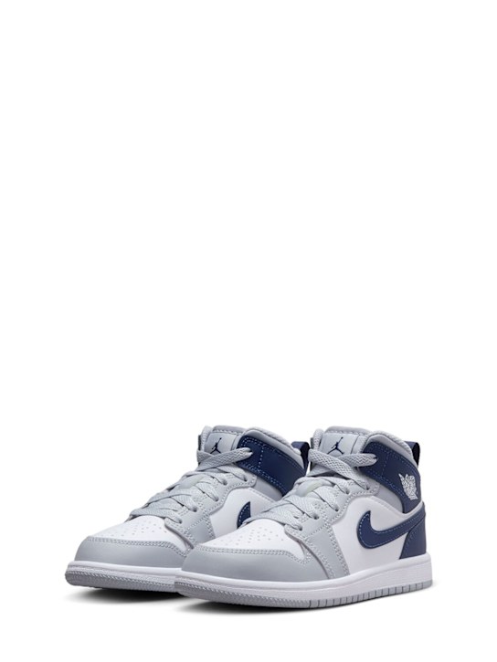 Luisaviaroma Sneakers Jordan 1 Mid