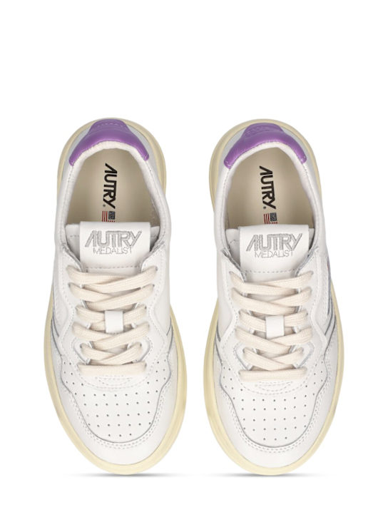 Luisaviaroma Sneakers Low Top Medalist In Pelle