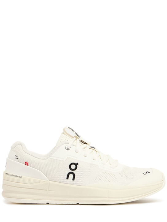 Luisaviaroma Sneakers The Roger Pro