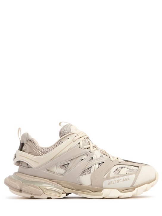Luisaviaroma Sneakers Track