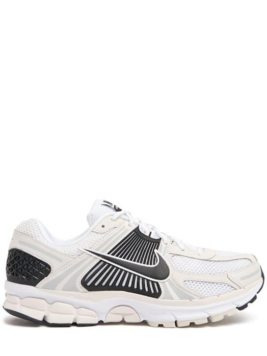 Luisaviaroma Sneakers Zoom Vomero 5