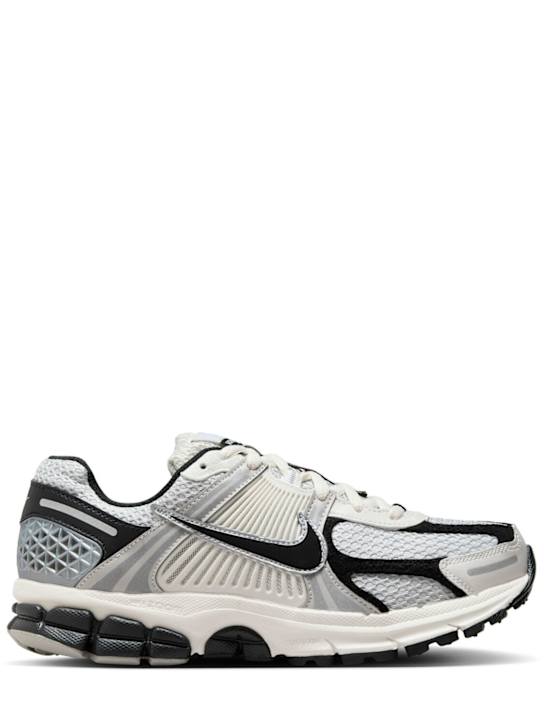 Luisaviaroma Sneakers Zoom Vomero 5
