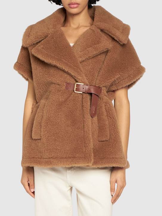 Luisaviaroma Mantella New Abavo In Teddy Di Cammello