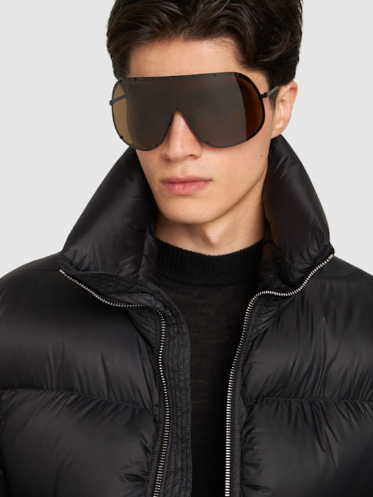 Luisaviaroma Occhiali Da Sole A Maschera Mask Shield