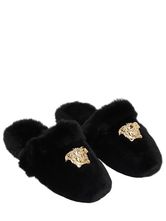 Luisaviaroma Pantofole Medusa In Pelliccia Sintetica