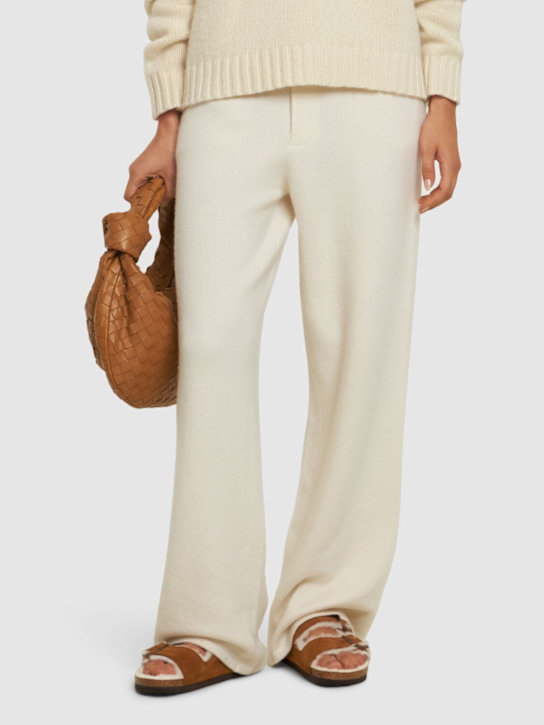 Luisaviaroma Sandali Arizona In Shearling E Camoscio