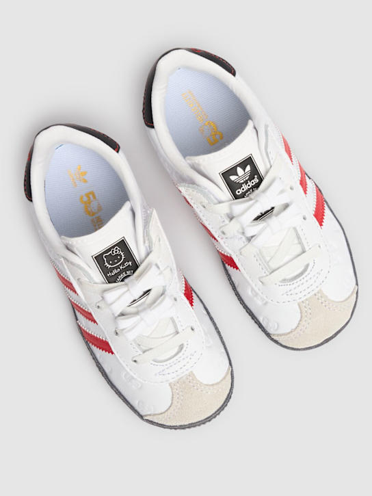 Luisaviaroma Sneakers Hello Kitty Gazelle Con Lacci