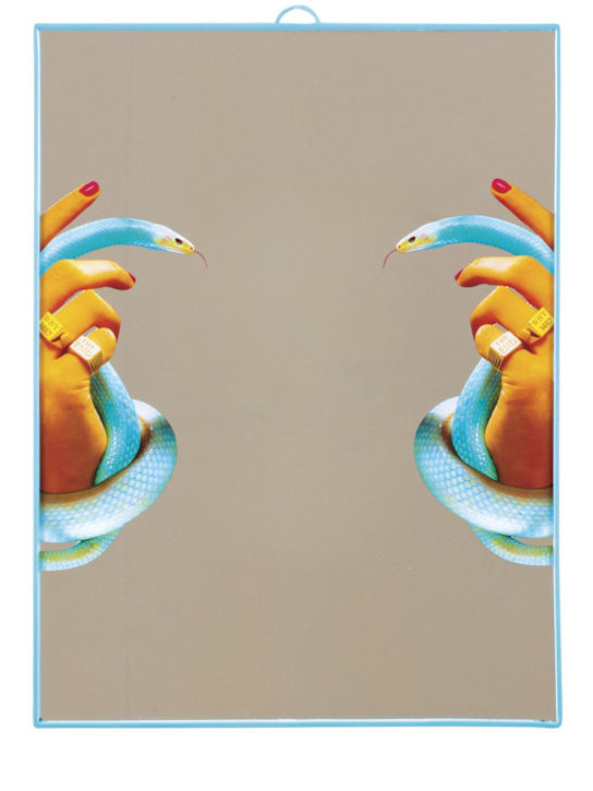 Luisaviaroma Specchio Snake Hands con cornice in plastica