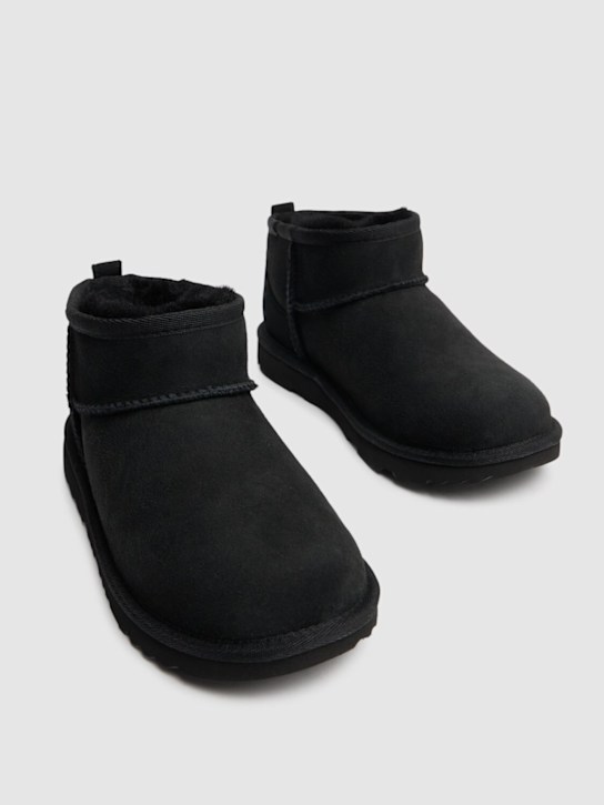 Luisaviaroma Stivali Classic Ultra Mini In Shearling